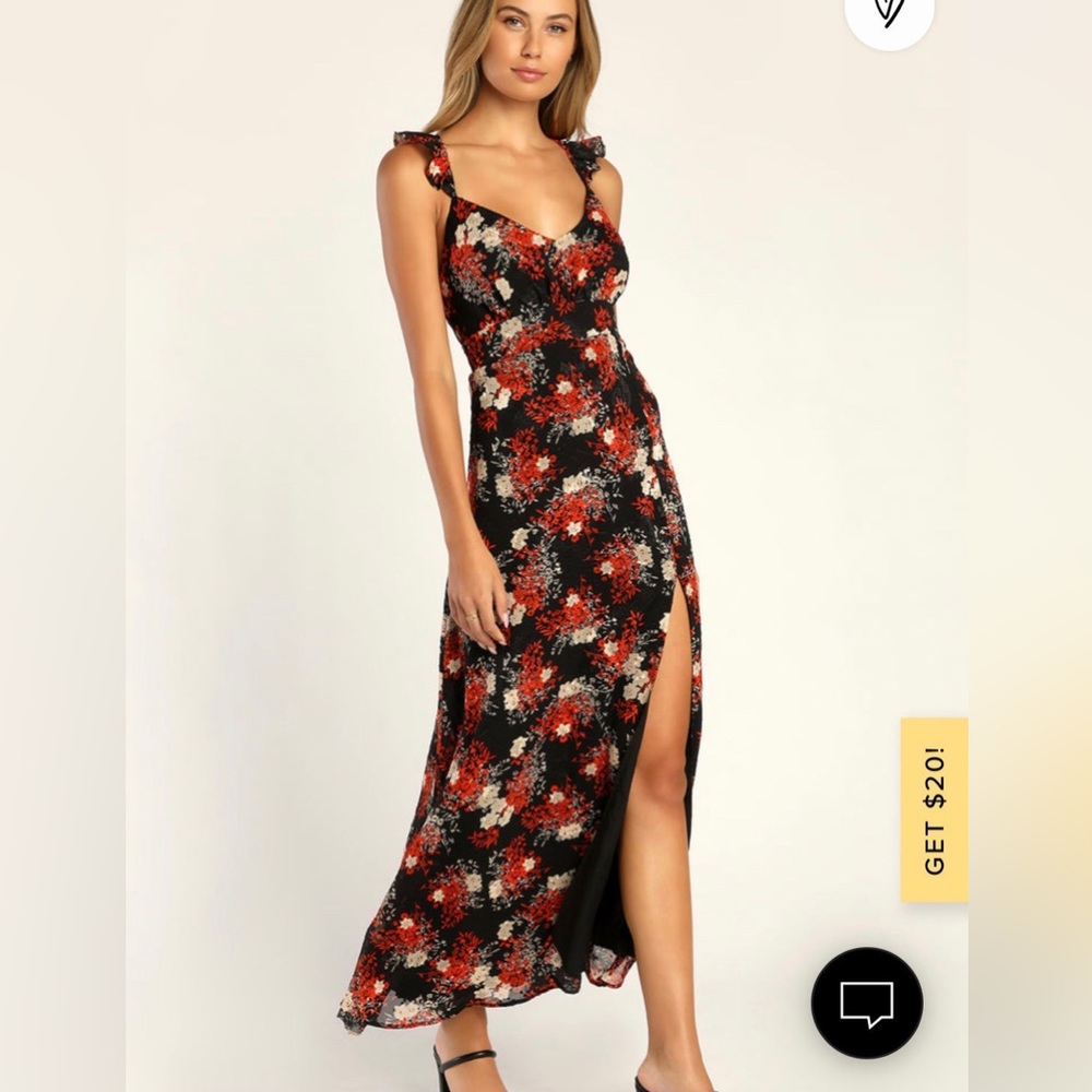 Long floral dress
Size large
Brand new with tag
Black|Red